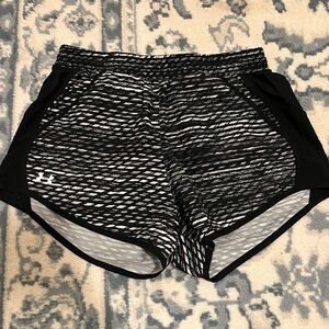 Under Armour shorts size small